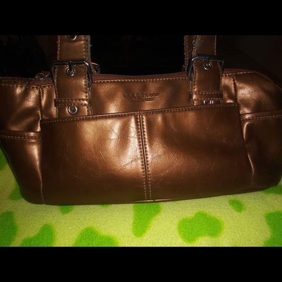 Purses - Picture 4 of 6